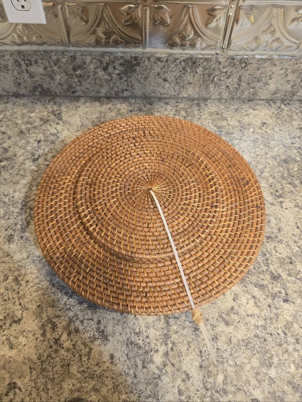 Set of 4 Pier 1 Woven Rattan Charger Plates Natural Wicker Boho Table Decor 13”